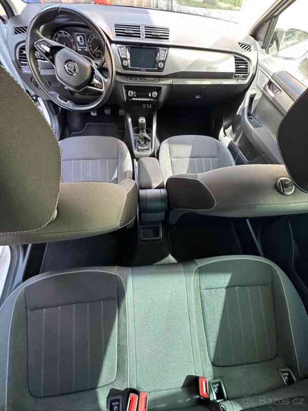 Škoda Fabia 1,0   TSI 81kw - foto 8