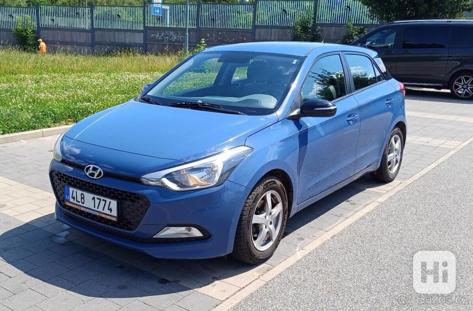 Hyundai i20 1,2   i20 55 kW - foto 1