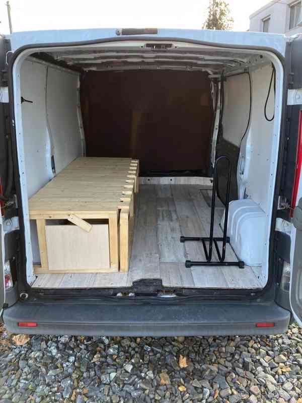 Opel Vivaro 2,0   2013 - foto 12