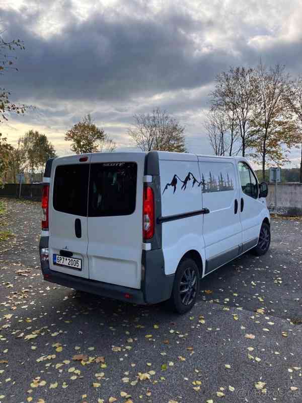 Opel Vivaro 2,0   2013 - foto 7
