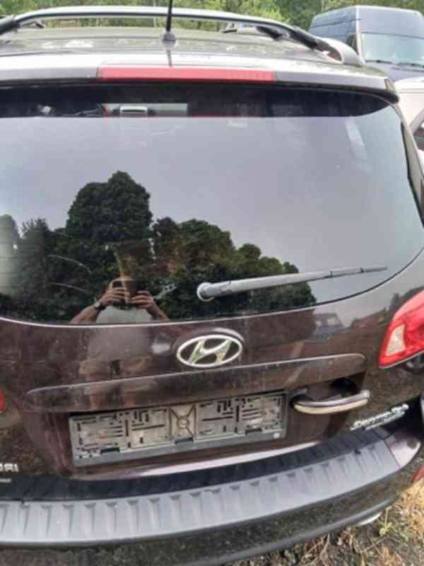 Hyundai Santa Fe II 2.2 CRDi (114 kW) r.v. 2007  - foto 3