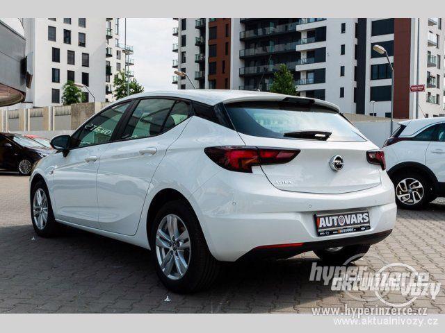 Nový vůz Opel Astra 1.4, benzín, rok 2019 - foto 4