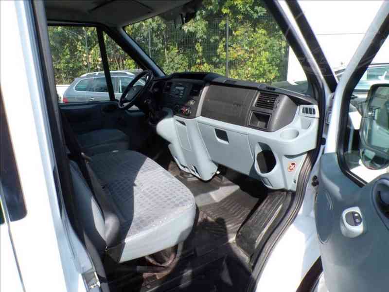 Ford Transit 2,2 TDCi KLIMATIZACE,9 MÍST - foto 11