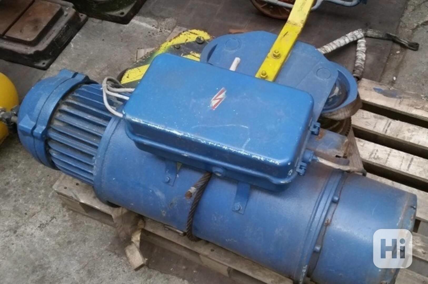 Kladkostroj jeřábový 3200kg (8254.)   - foto 1