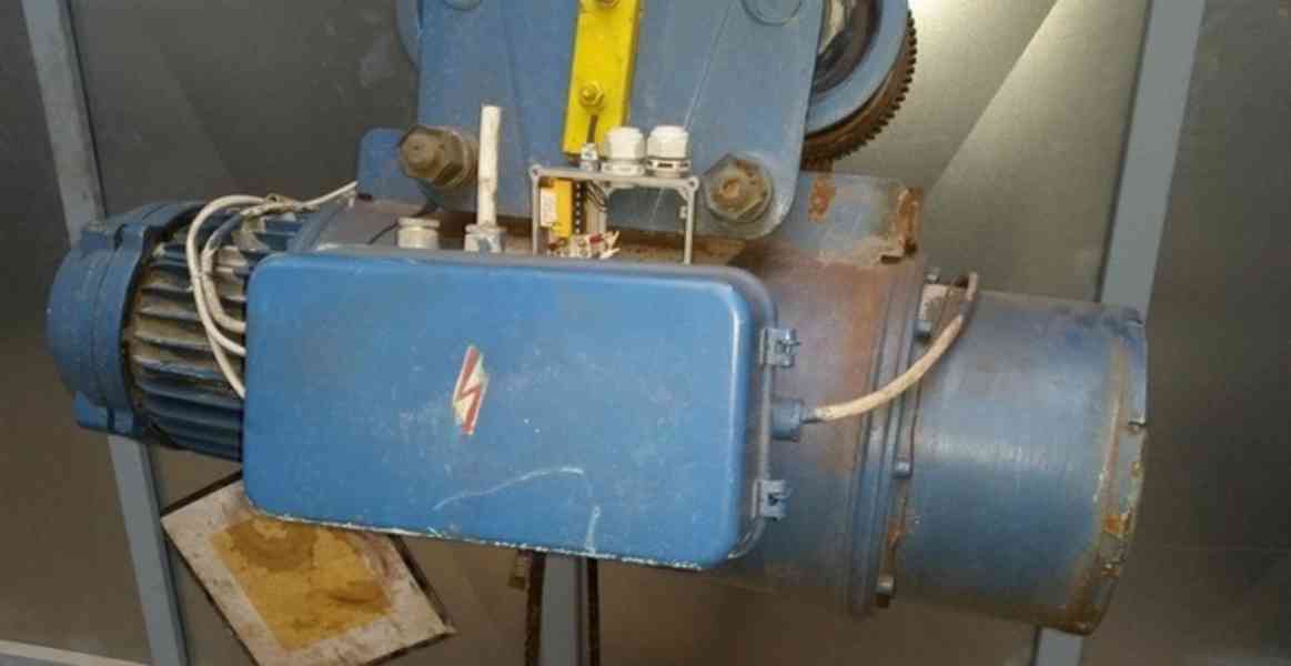 Kladkostroj jeřábový 3200kg (8254.)   - foto 9