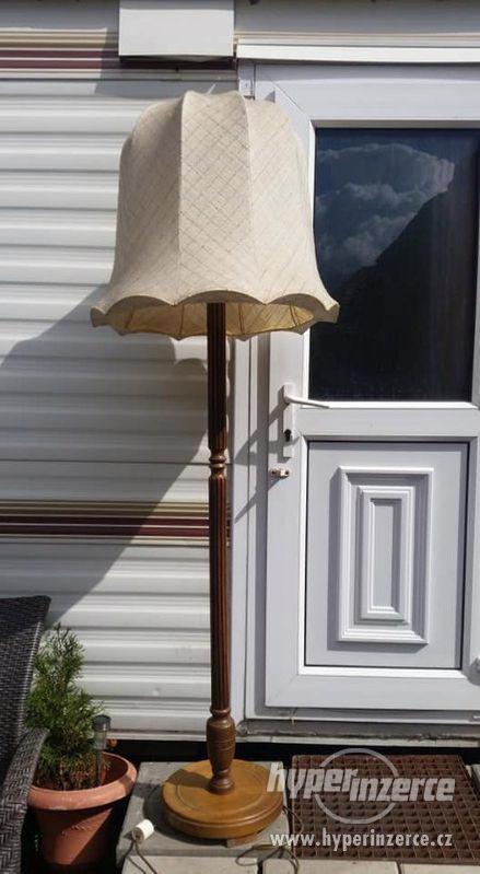 Retro lampa stojací rustikál - foto 3