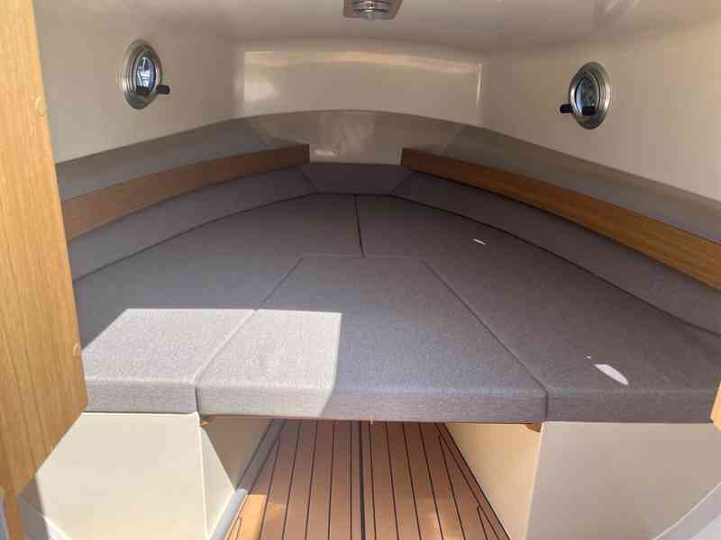 Nová loď Šalupa 750 + Mercury F40 - foto 10