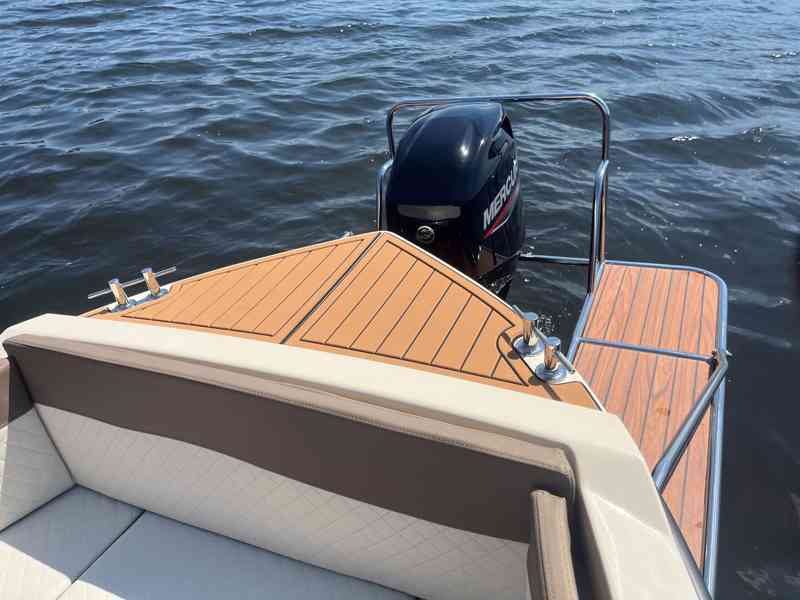 Nová loď Šalupa 750 + Mercury F40 - foto 5