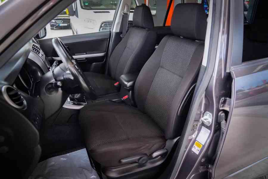 Suzuki Grand Vitara 2.4 i Comfort benzín 124kw - foto 8