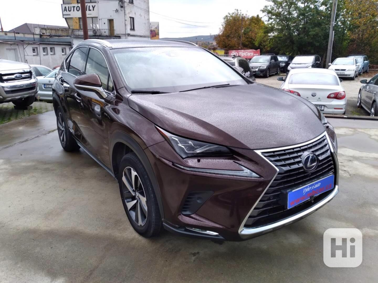 LEXUS NX 300h AWD LUXURY   1.MAJITEL,DPH,ČR - foto 1