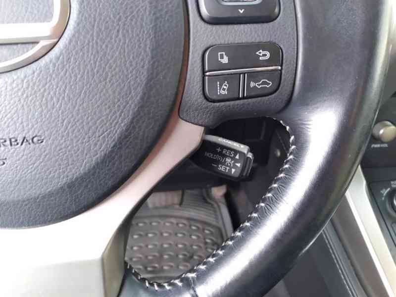 LEXUS NX 300h AWD LUXURY 1.MAJITEL,DPH,ČR - foto 24