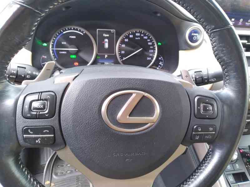 LEXUS NX 300h AWD LUXURY 1.MAJITEL,DPH,ČR - foto 25