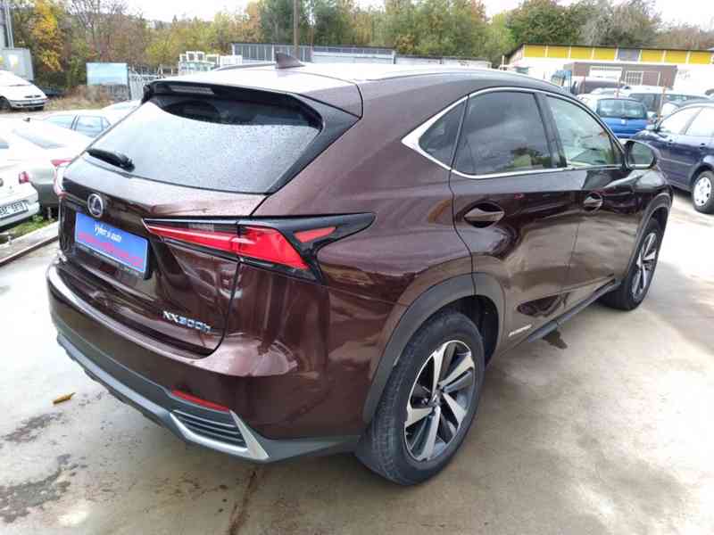 LEXUS NX 300h AWD LUXURY 1.MAJITEL,DPH,ČR - foto 8