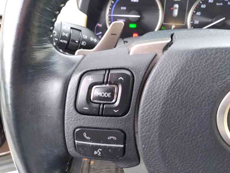LEXUS NX 300h AWD LUXURY 1.MAJITEL,DPH,ČR - foto 22