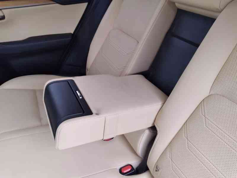 LEXUS NX 300h AWD LUXURY 1.MAJITEL,DPH,ČR - foto 12