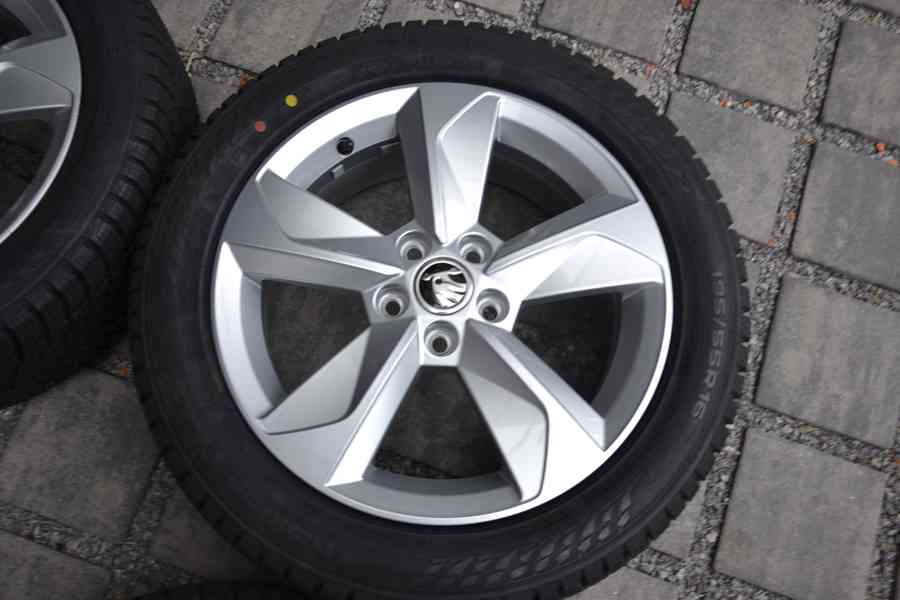 Š.Fabia IV/VW Polo. S.Ibiza -NOVÁ zimní ALU sada 195/55R16 - foto 18