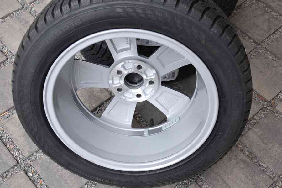 Š.Fabia IV/VW Polo. S.Ibiza -NOVÁ zimní ALU sada 195/55R16 - foto 10
