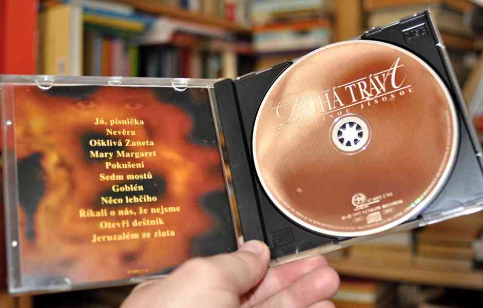 8x CD ... ROBERT KŘESŤAN A DRUHÁ TRÁVA - prodej sbírky!!! - foto 10