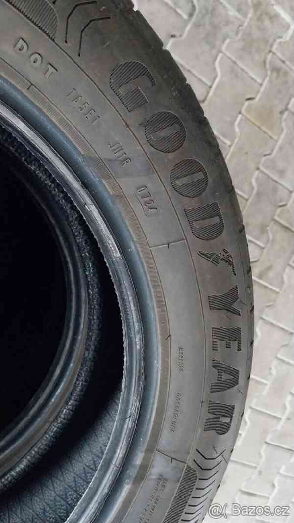 Prodám 4 x letní pneu Goodyear 205/55/17 - foto 6