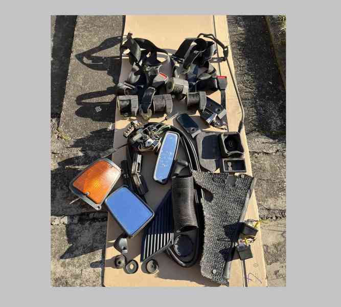 Škoda 130 -136 RAPID, GARDE, pásy a soubor dílů - foto 1