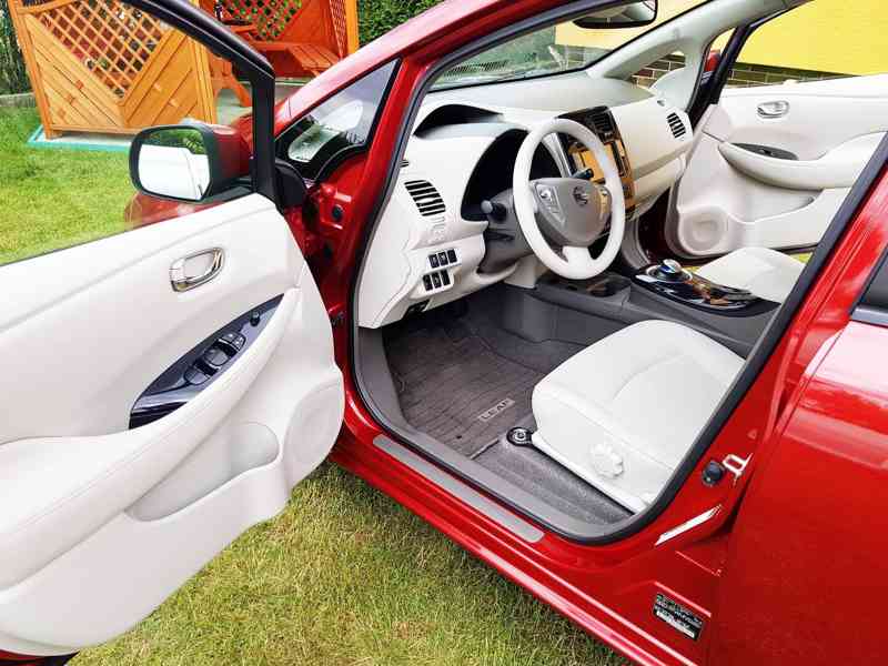 Nissan LEAF - foto 9