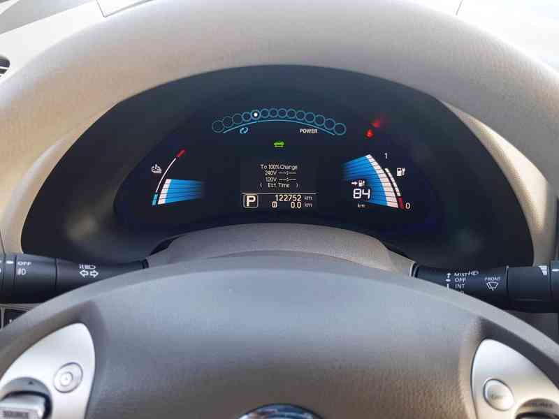 Nissan LEAF - foto 17