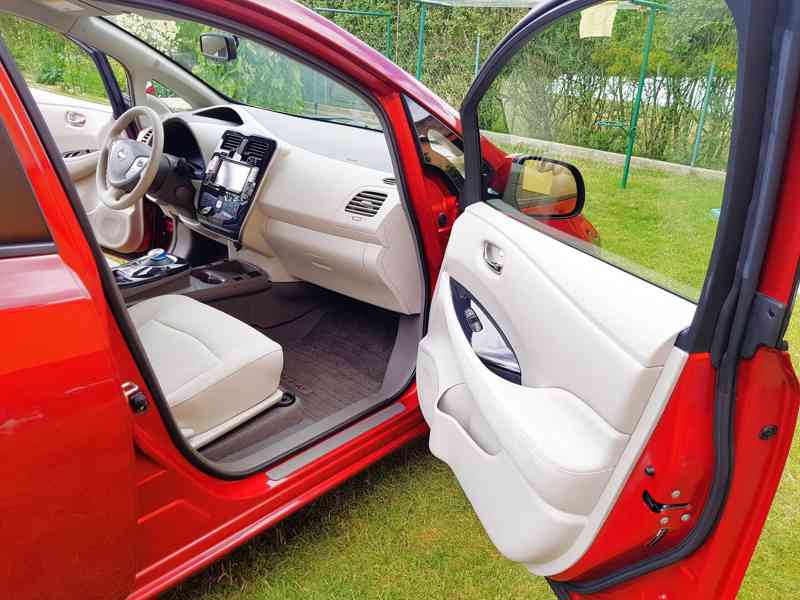 Nissan LEAF - foto 14