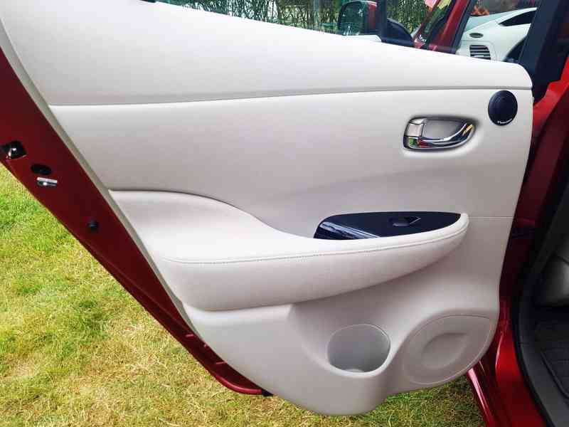 Nissan LEAF - foto 24
