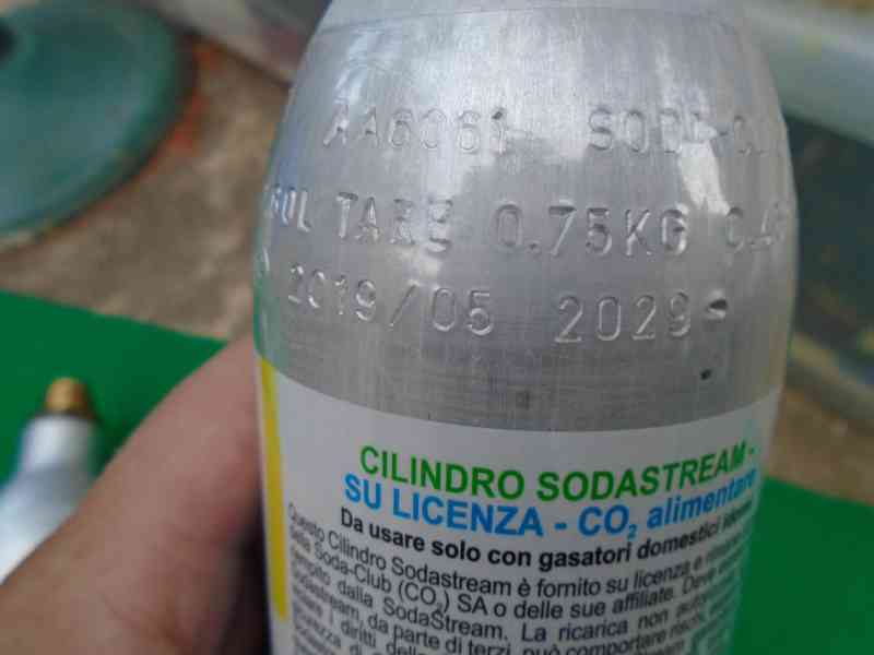 3x bomba bombička Co2 Sodastream pěkné 80L 425g poloprázdné - foto 10