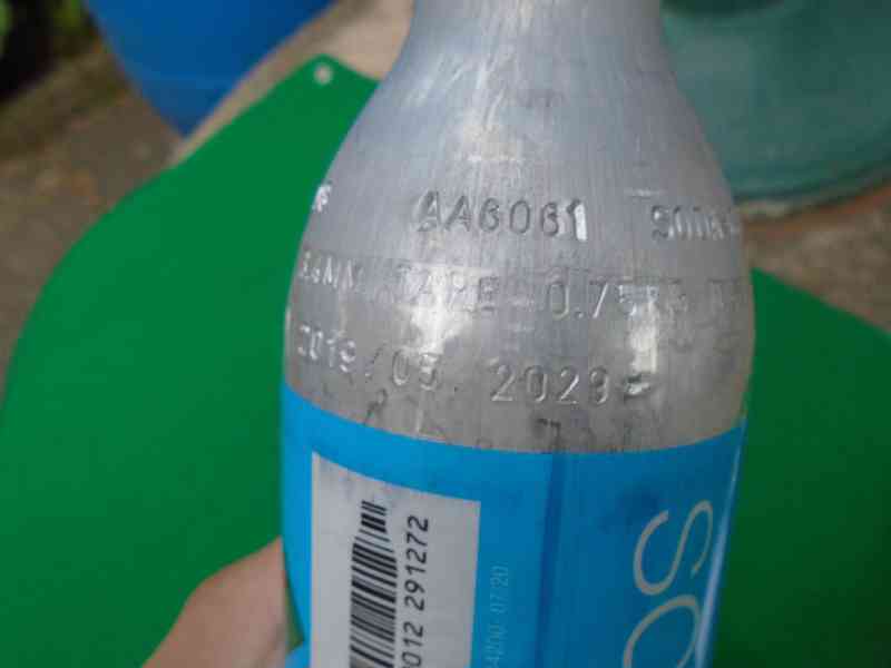 3x bomba bombička Co2 Sodastream pěkné 80L 425g poloprázdné - foto 8