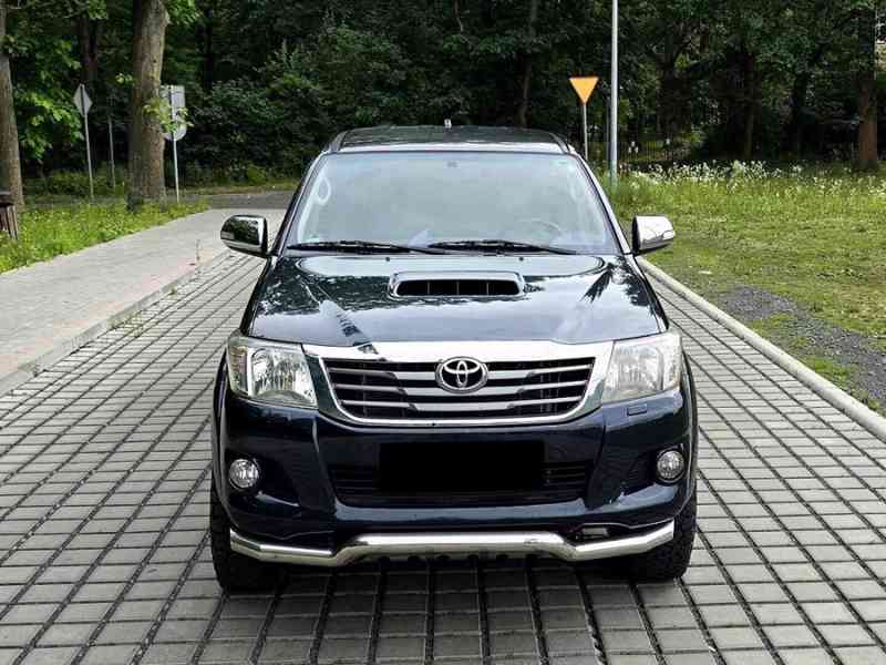 Toyota Hilux 3,0D4D Life Aut. 126kw - foto 7