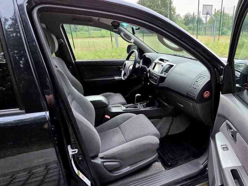 Toyota Hilux 3,0D4D Life Aut. 126kw - foto 3