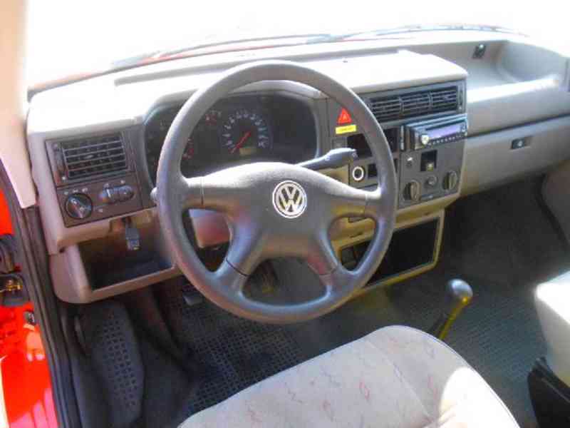 Volkswagen Transporter - foto 9