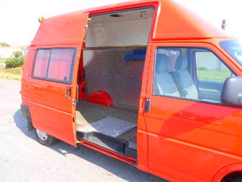 Volkswagen Transporter - foto 8