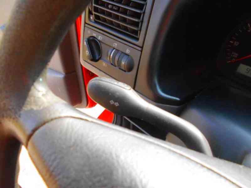 Volkswagen Transporter - foto 12