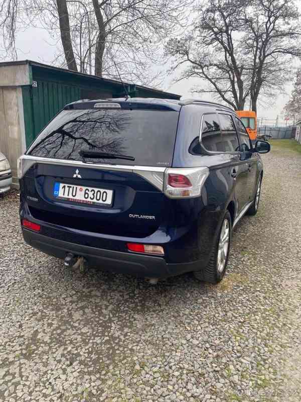 Mitsubishi Outlander 2,2   Di-D, 4x4,2014, 7 míst SUV - foto 3