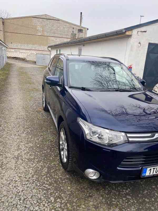 Mitsubishi Outlander 2,2   Di-D, 4x4,2014, 7 míst SUV - foto 7