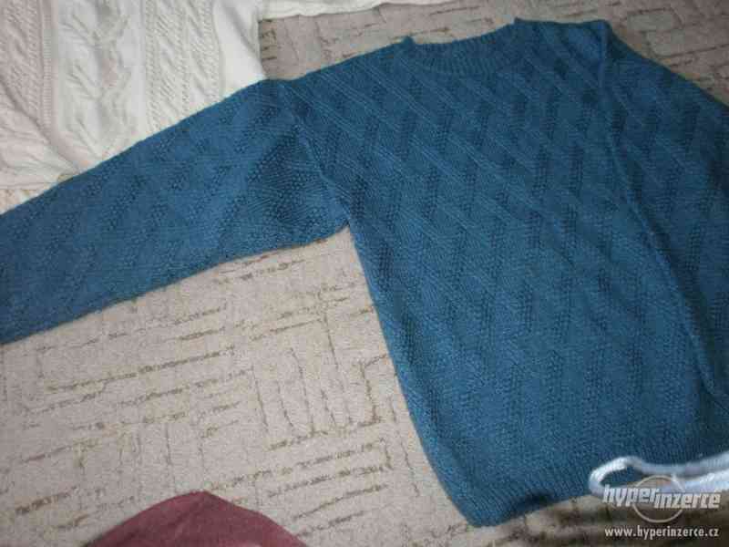 Prodám ručně pletené svetry - foto 6