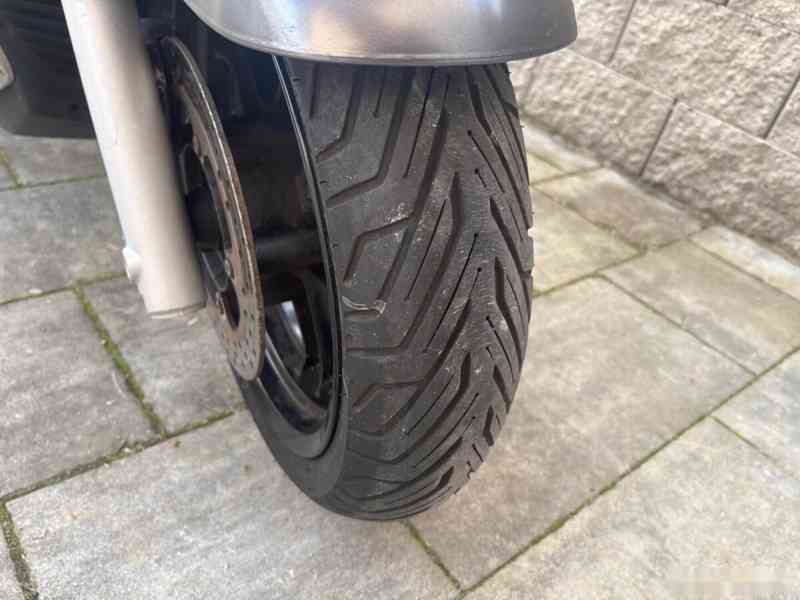 Yamaha x Max 250 2006 - foto 11