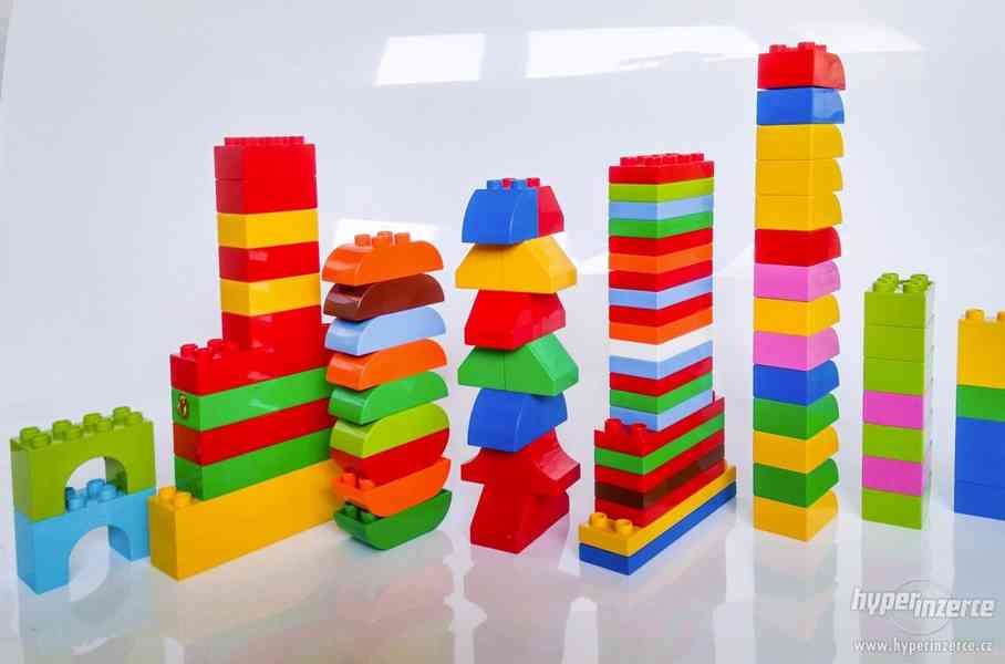 LEGO DUPLO sety + kostky - foto 8