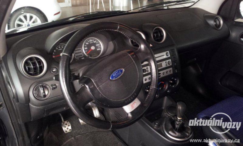 Ford Fiesta 2.0, benzín, r.v. 2005, kůže - foto 2