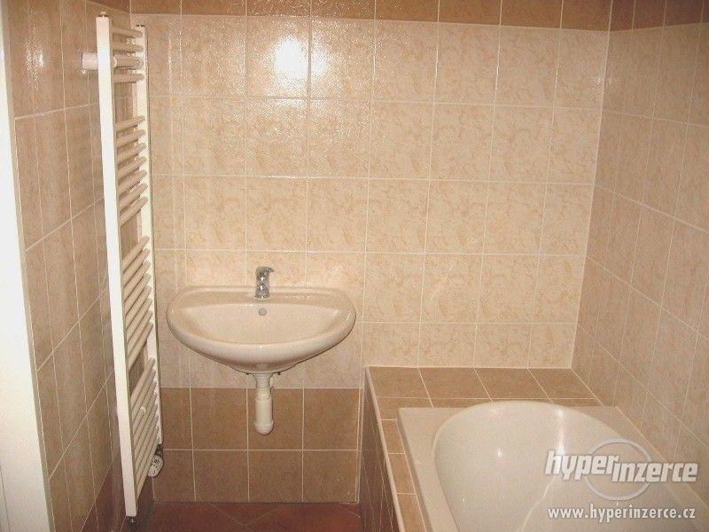 Pronájem bytu 3+kk Blansko - Zborovce - foto 4