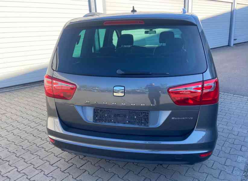Seat Alhambra 2,0TDI Style 103kw - foto 6