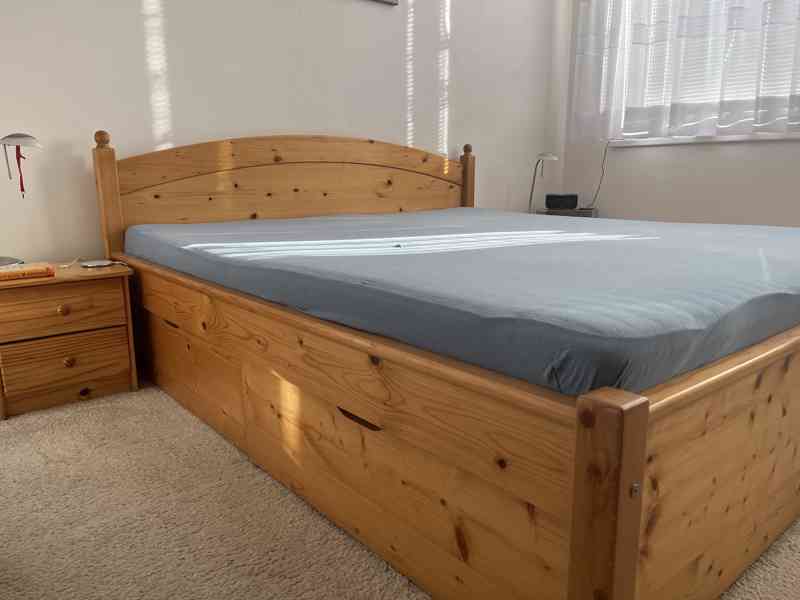 Postel manželská masiv - foto 2