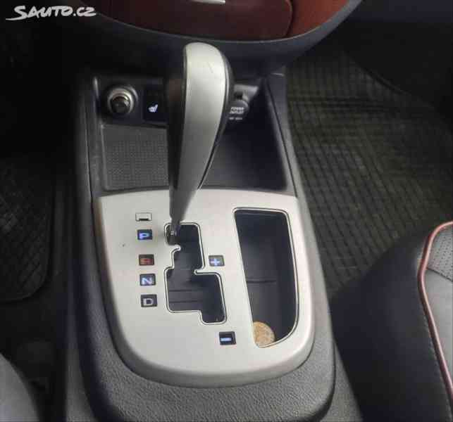 Hyundai Santa Fe 2,2   crdi - foto 8