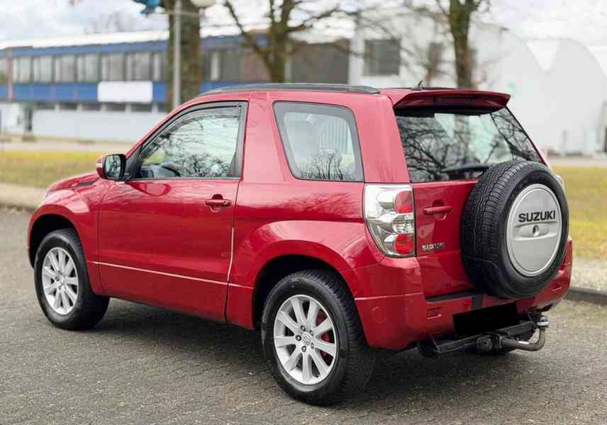 Suzuki Grand Vitara 1,6i 4x4 benzín 78kw - foto 4