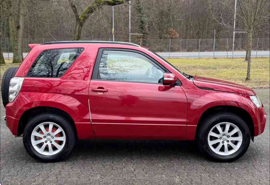 Suzuki Grand Vitara 1,6i 4x4 benzín 78kw - foto 6