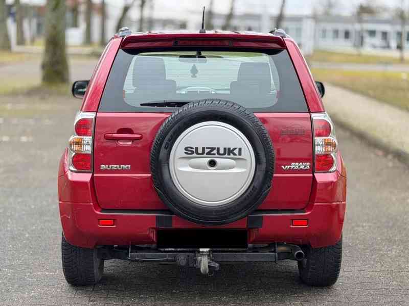Suzuki Grand Vitara 1,6i 4x4 benzín 78kw - foto 5