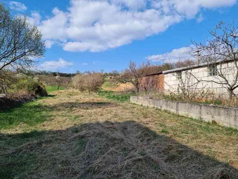 Prodej stavebního pozemku Žeravice u Kyjova, okres Hodonín - foto 6