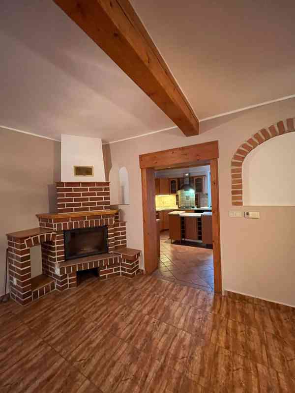 RD 5+1 s historií ze 17. století Pálava – Dolní Dunajovice. - foto 17